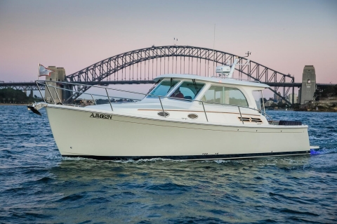 BOAT REVIEW: Back Cove 32